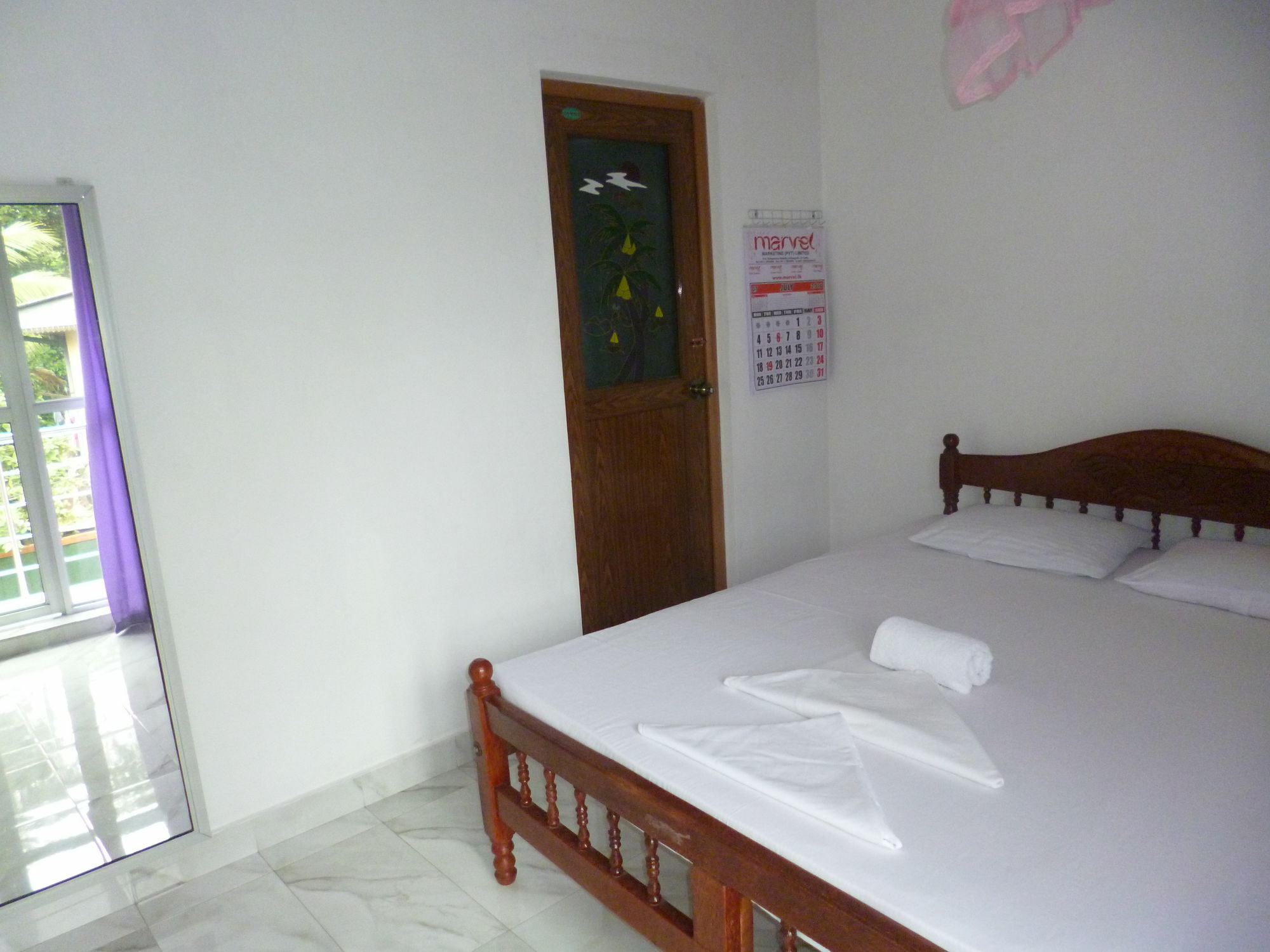 Evening Star Guest Inn Канді Екстер'єр фото