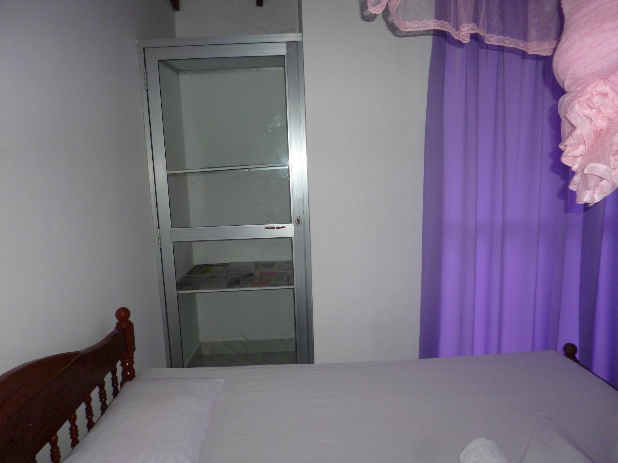 Evening Star Guest Inn Канді Екстер'єр фото